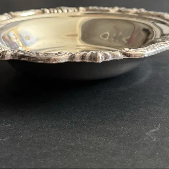 Vintage Sheridan Taunton Silversmiths LTD 8 Inch Candy/Nut Dish Bowl - Picture 8 of 9